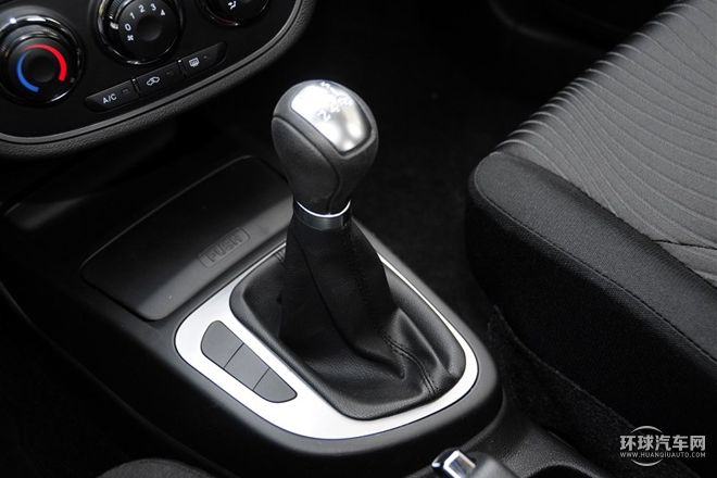 2015款 1.5L 手動豪華型