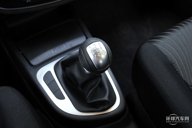 2015款 1.5L 手動(dòng)舒適型