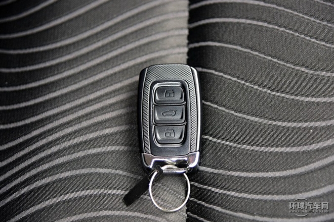 2015款 1.5L 手動(dòng)尊貴型