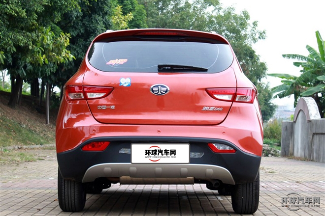 2015款 1.8L 自動豪華型