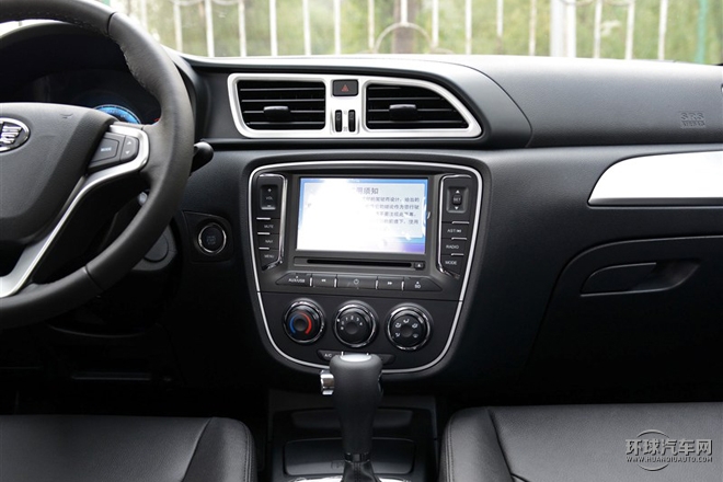 2015款 1.8L 自動舒適型