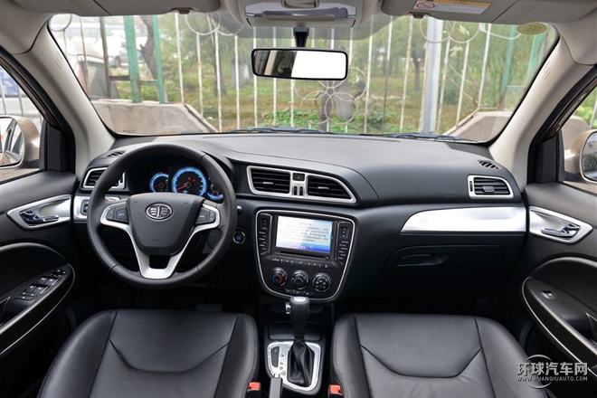 2015款 1.8L 自動(dòng)舒適型