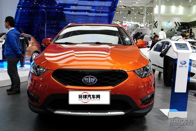 2015款 1.8L 自動舒適型