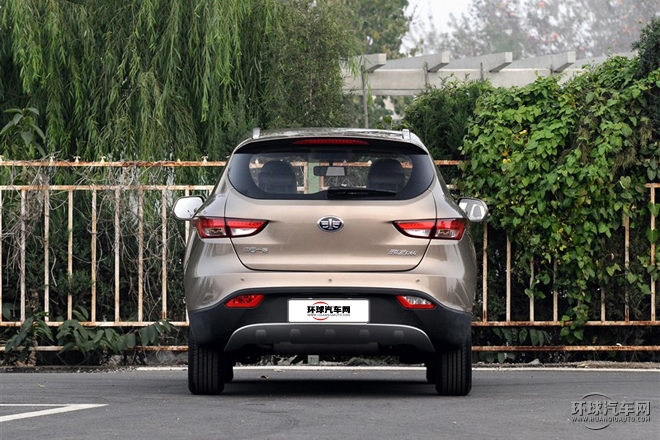 2015款 1.8L 自動尊貴型