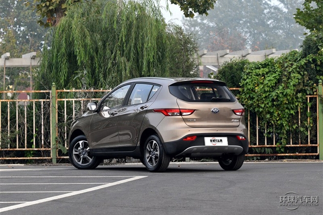 2015款 1.8L 自動尊貴型