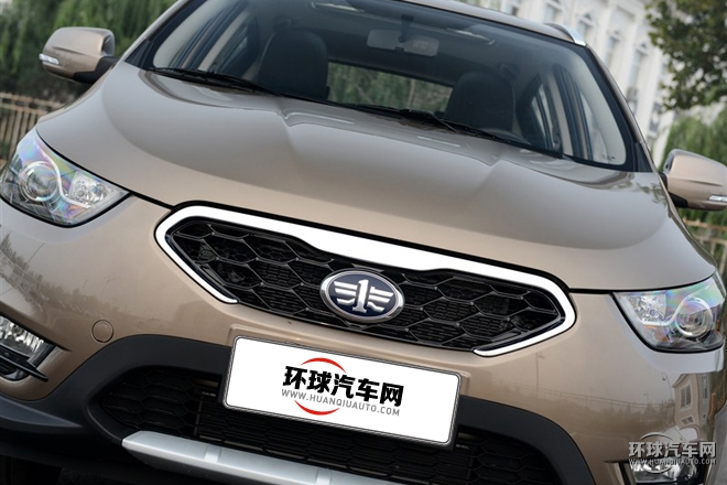 2015款 1.8L 自動尊貴型