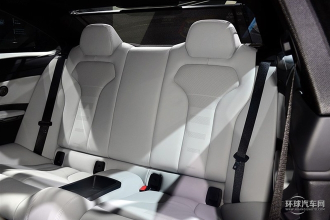 2015款 M4雙門轎跑車 MT