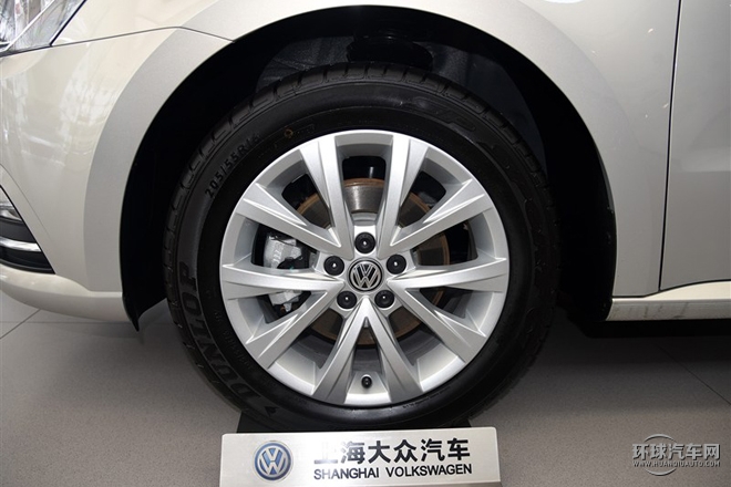 2015款  1.6L 自動(dòng)舒適型