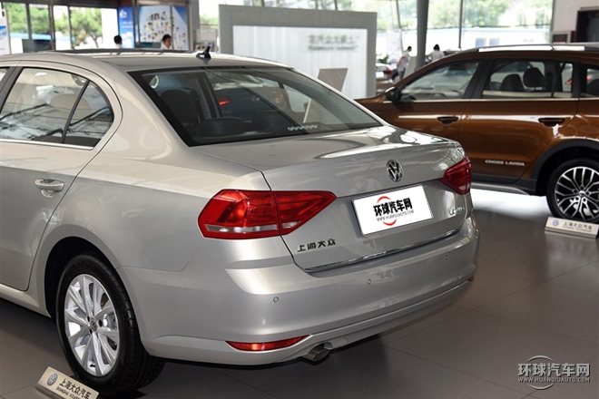 2015款  1.6L 自動(dòng)舒適型