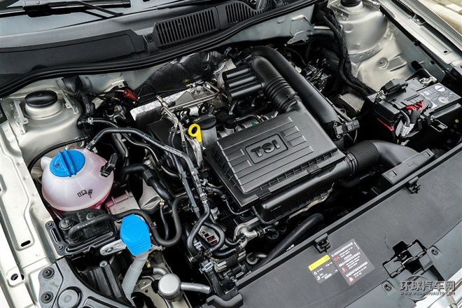 2015款 230TSI DSG 舒適版