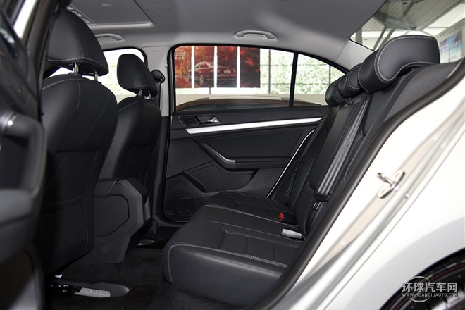 2015款 1.6L 自動舒適版