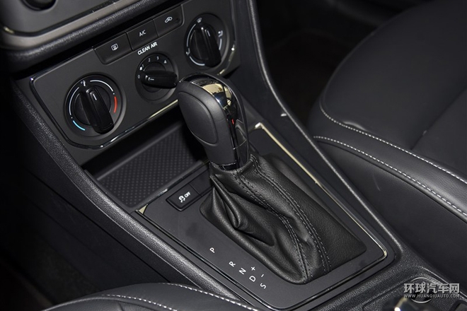 2015款 1.6L 自動(dòng)舒適版