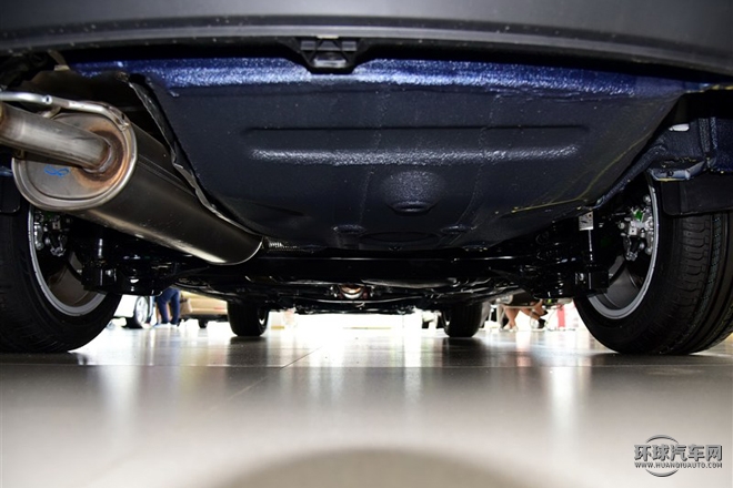 2015款 1.6L 手動風尚版