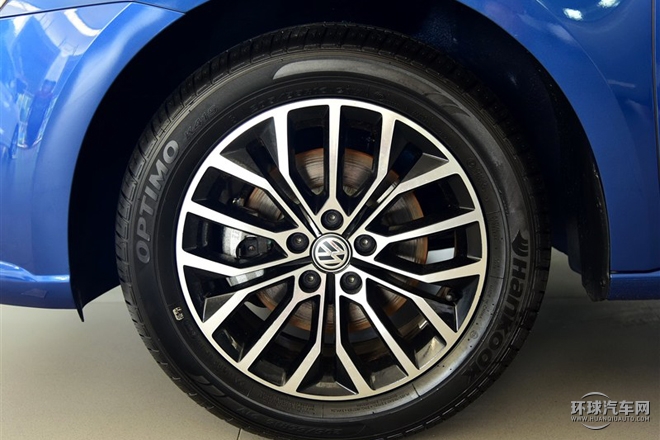 2015款 1.6L 手動風尚版