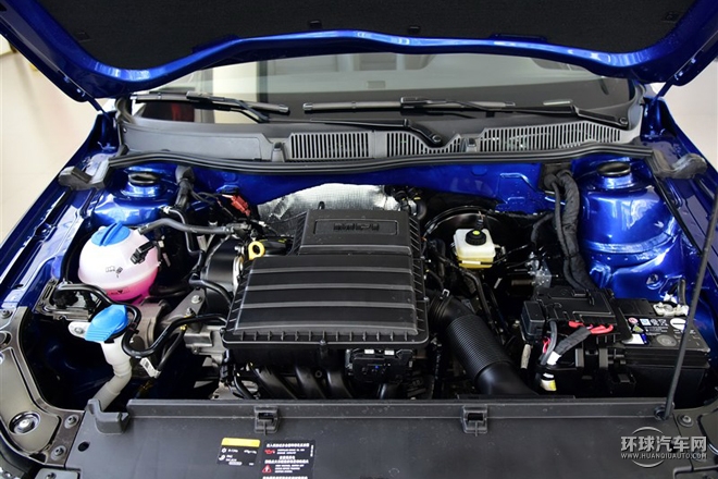 2015款 1.6L 手動風尚版