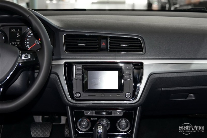 2015款 1.6L 手動(dòng)風(fēng)尚版