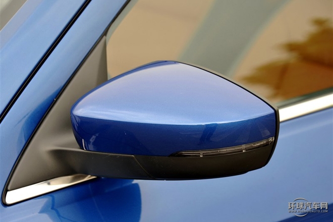 2015款 230TSI DSG舒適版