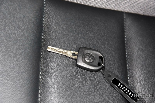 2015款 質(zhì)惠版 1.6L 手動(dòng)時(shí)尚型