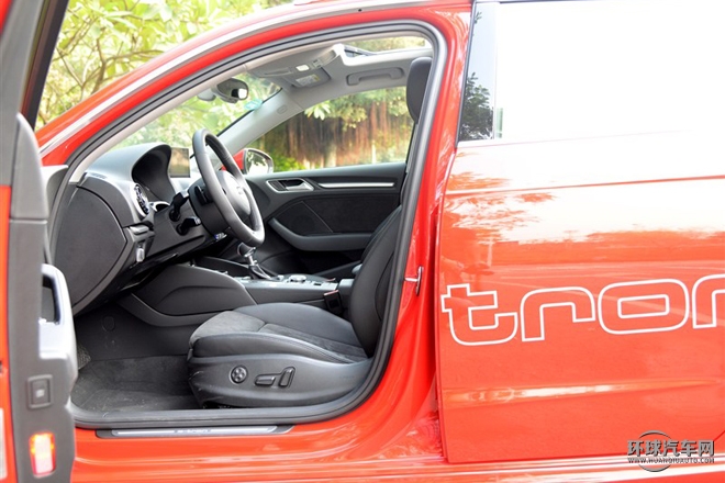 2015款 Sportback e-tron 運(yùn)動型