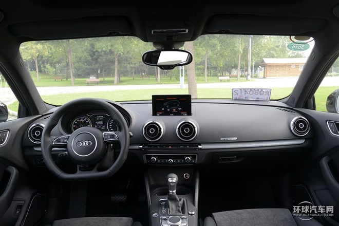 2015款 Sportback e-tron 運動型