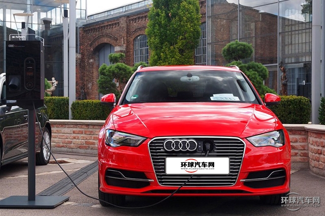 2015款 Sportback e-tron 運動型