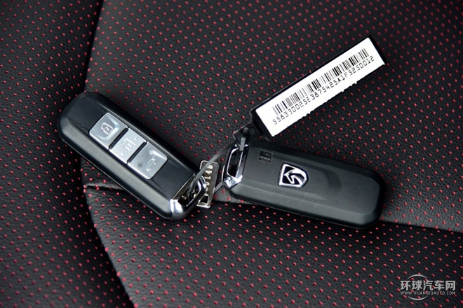 2015款 1.8L 手動豪華型