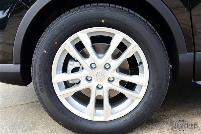 2015款 1.8L 手動舒適型