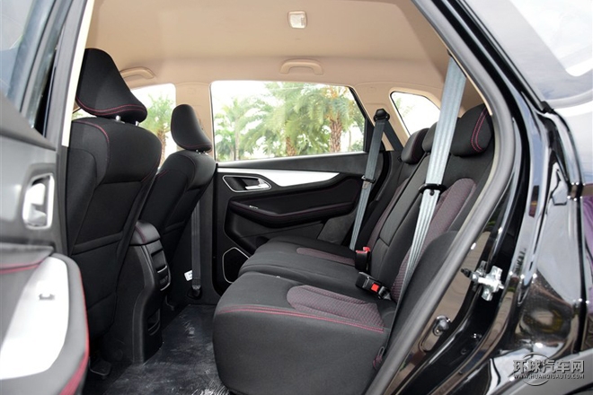 2015款 1.8L 手動(dòng)舒適型