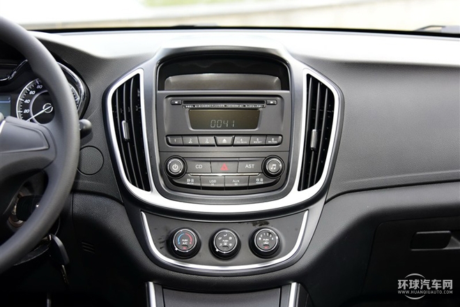 2015款 1.8L 手動舒適型