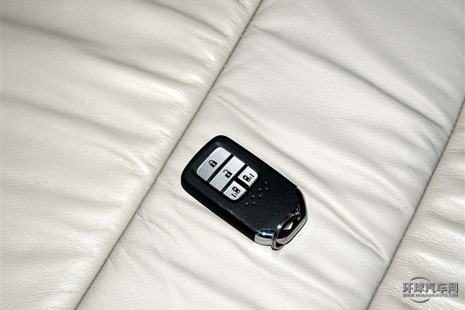 2015款 改款 2.4L 豪華版