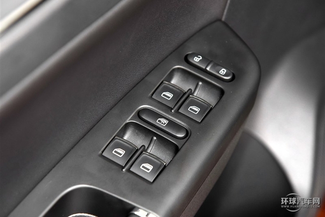 2015款 質惠版 1.6L 手動時尚型