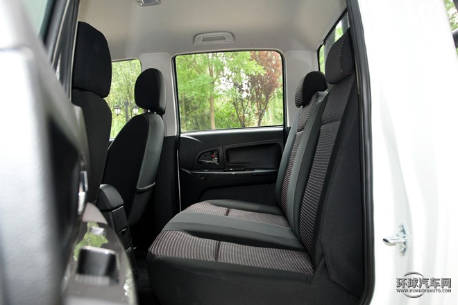 2015款 2.8T兩驅舒適版標準軸距JE493ZLQ4E