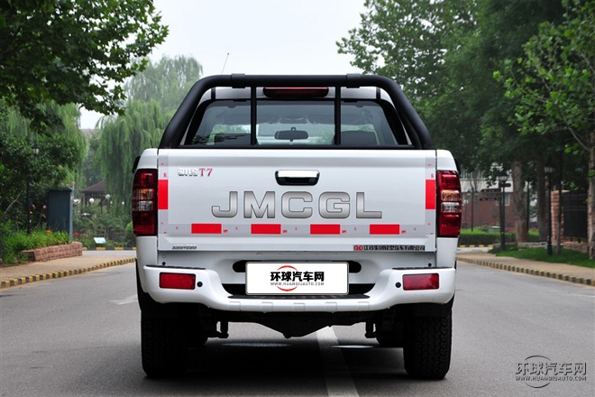 2015款 2.8T兩驅舒適版標準軸距JE493ZLQ4E