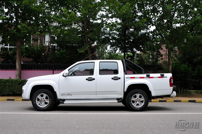 2015款 2.8T兩驅舒適版標準軸距JE493ZLQ4E