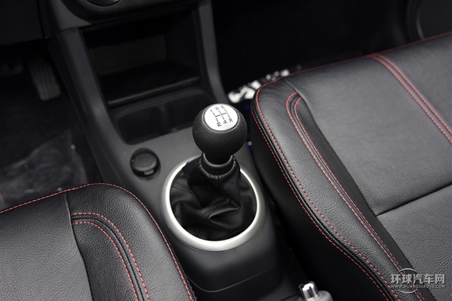 2015款 1.5L 自動限定版