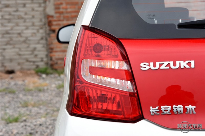 2015款 1.0L 手動限定型