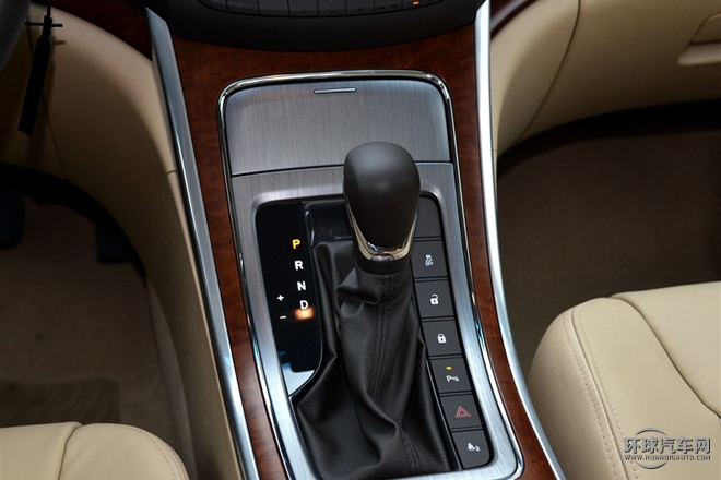 2015款 1.8T 典雅版