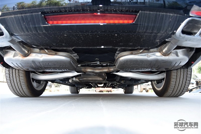 2015款 2.0T 豪華行政版