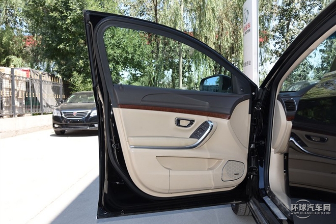 2015款 2.0T 豪華行政版