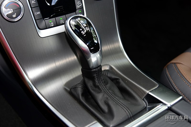 2016款 2.0T T5 AWD 智馭版