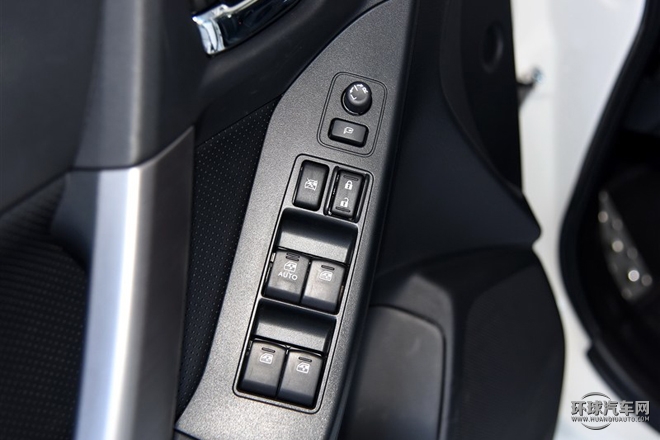 2015款 2.0i 特裝紀(jì)念版