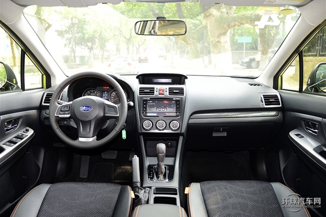 2015款 2.0L 特裝運動版