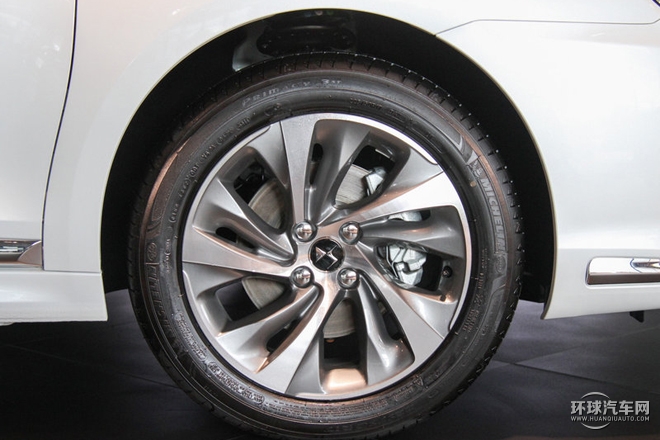 2015款 1.6T 雅致版THP160