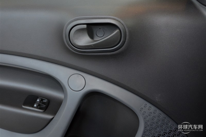 2015款 1.0L 靈動版