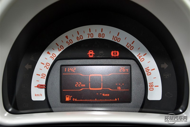 2015款 1.0L 靈動(dòng)版