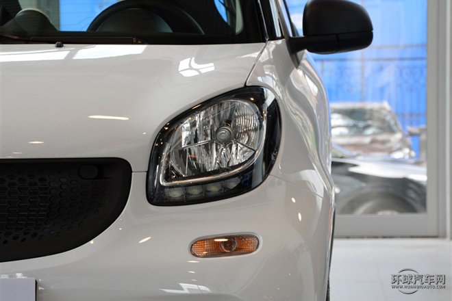 2015款 1.0L 靈動版