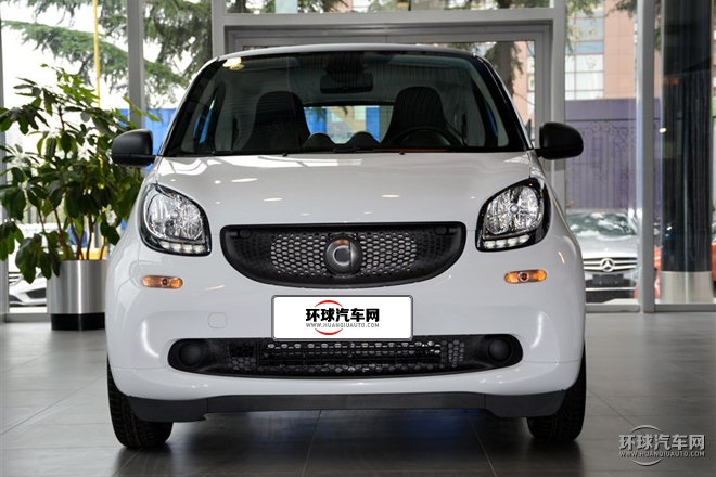 2015款 1.0L 靈動(dòng)版