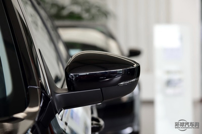 2015款 230TSI 手動豪華版