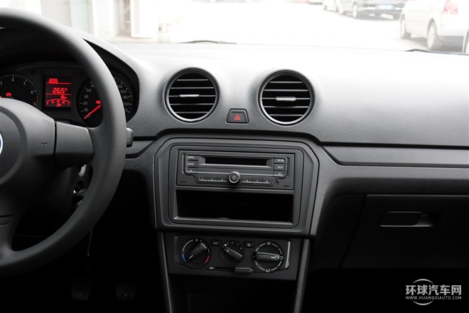 2015款 質惠版 1.4L 手動時尚型