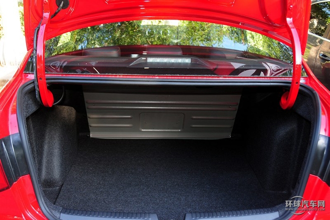 2015款 質惠版 1.4TSI 自動運動型